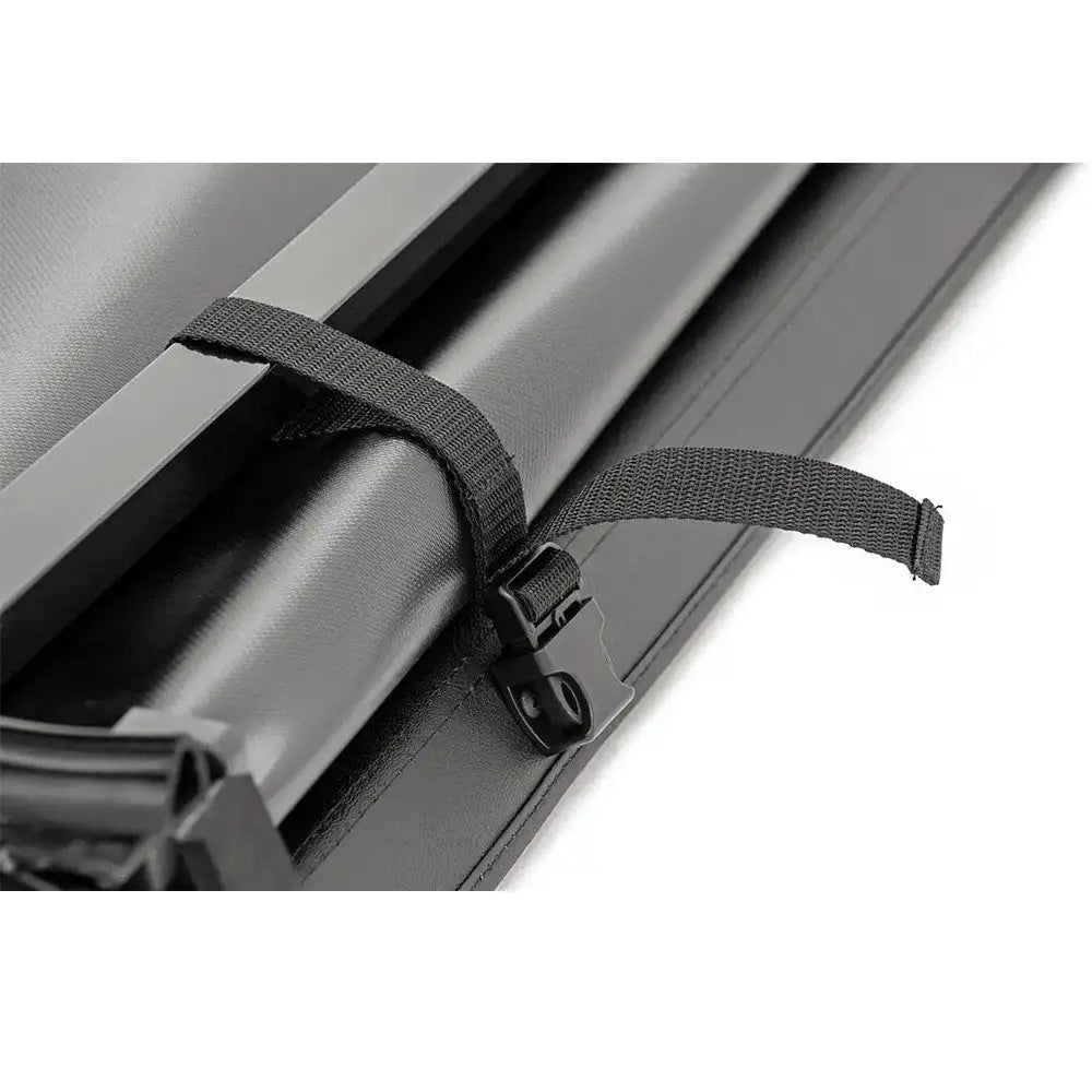 Myk Deksel Paki Tri-fold Rough Country 6’4’’ - Dodge Ram 1500 02-08