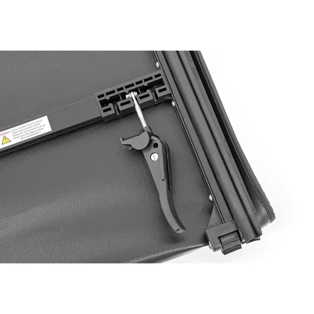 Mykt Tri-fold Trekk Rough Country 5’9’’ - Gmc Sierra 1500 14-19