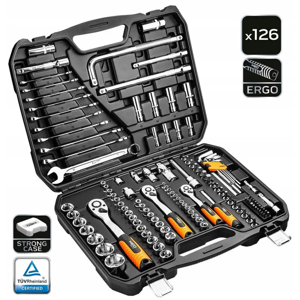Neo nøkkelsett med hylsenøkler, 126 deler, organisert i svart koffert, sett skrått ovenfra med oransje detaljer.