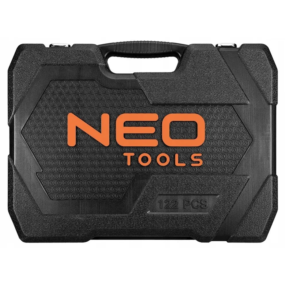 Neo verktøysett i solid sort hardplastkoffert, frontvisning med oransje logo og markert bærehåndtak.