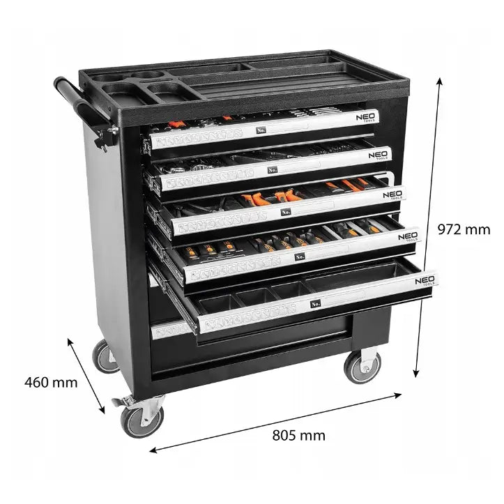Neo verktøyskap med syv skuffer, skråvisning med fem åpne skuffer og synlige verktøy, mål inkludert.