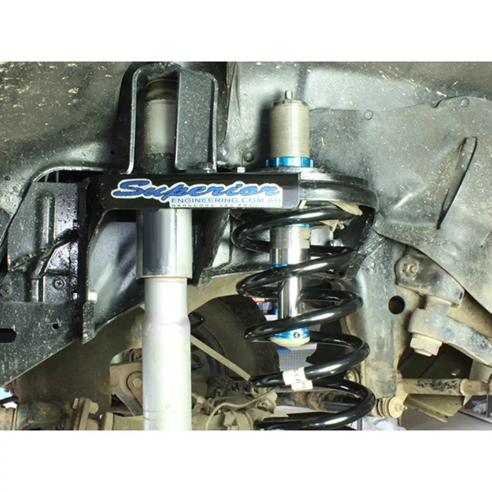 Nissan Patrol 88-16 - Superior Engineering Hev 4-6’’ Hydrauliske Fjæropphengsbegrensere