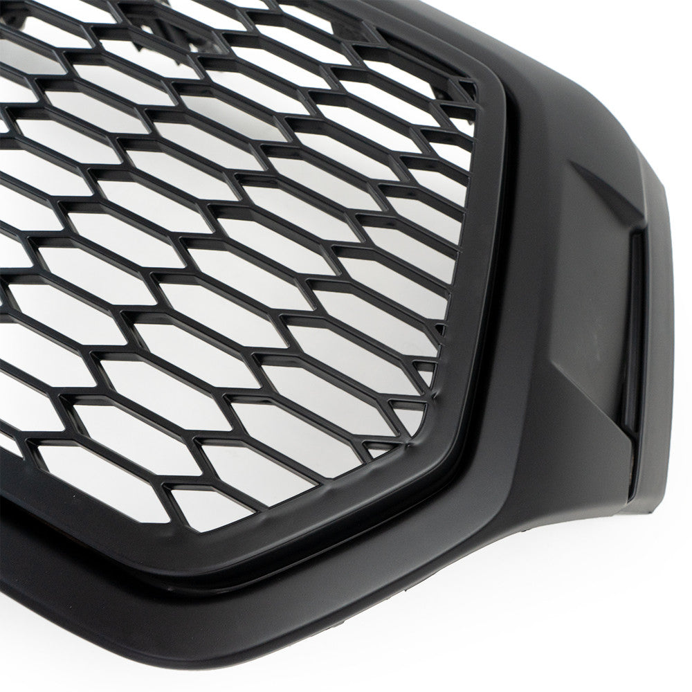 Toyota Hilux Revo grill OFD med tre LED-lys, naerbilde av grillmonster