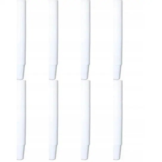 Syv hvite papirkopper for kaffe, stablet side om side på hvit bakgrunn, viser sylinderform og smal åpning.