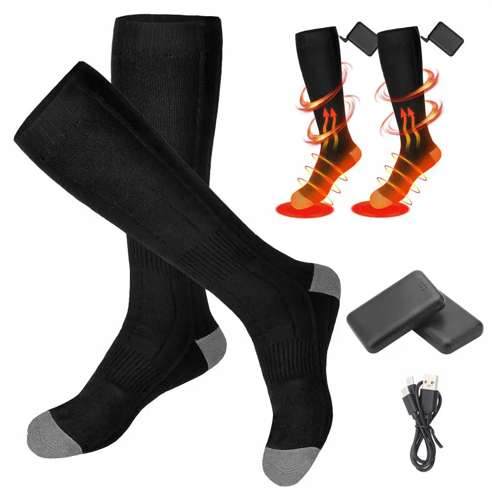 Oppvarmede elektriske sokker med grå forsterkninger, inkludert batteripakker og USB-ladekabel, sidevisning.