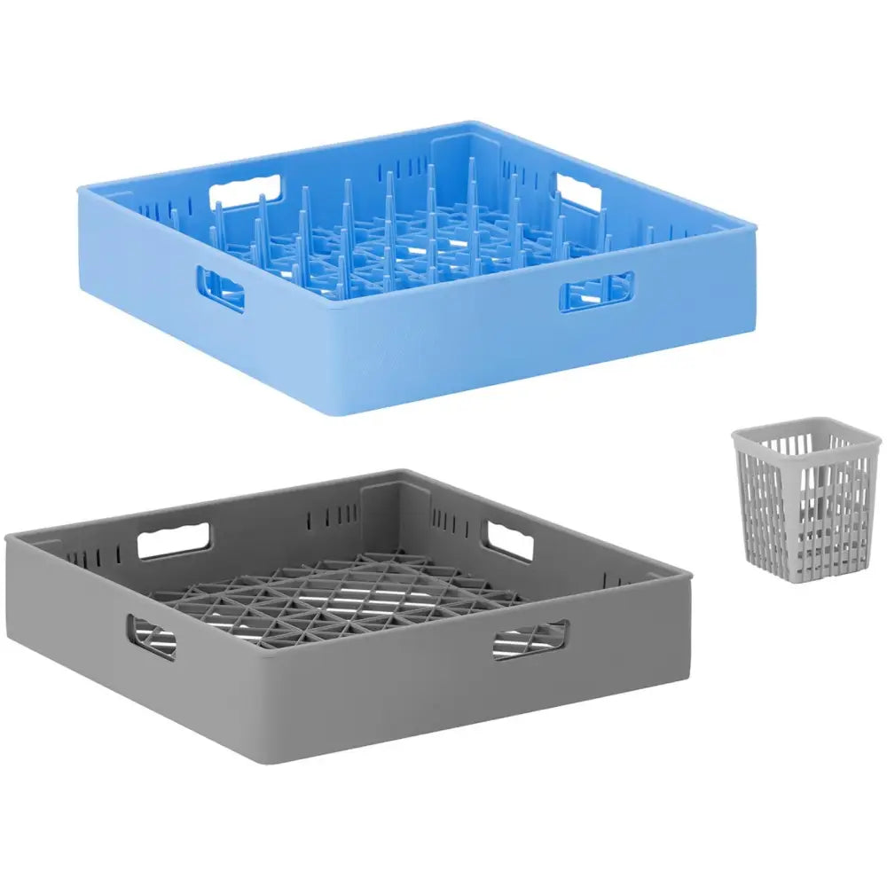 To oppvaskkurver til tallerkener og glass samt en liten bestikkurv, alle med bærehåndtak.