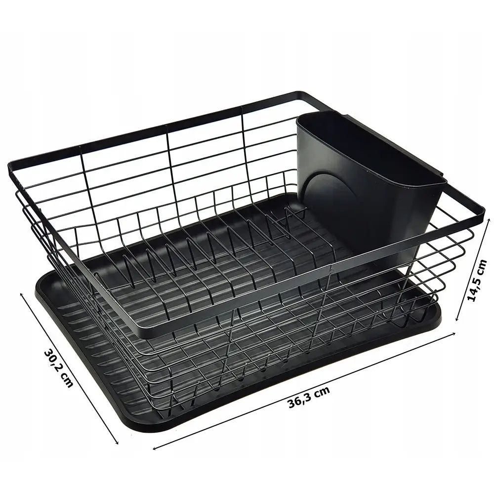 Oppvasktørker i svart metall med plastbrett og avtakbar bestikkholder, mål vist ovenfra på bildet.