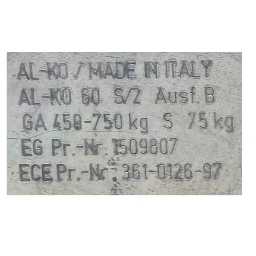 Påløpsbrems AL-KO 60S, nærbilde av metallskilt med preget spesifikasjonstekst og godkjenningsinformasjon.
