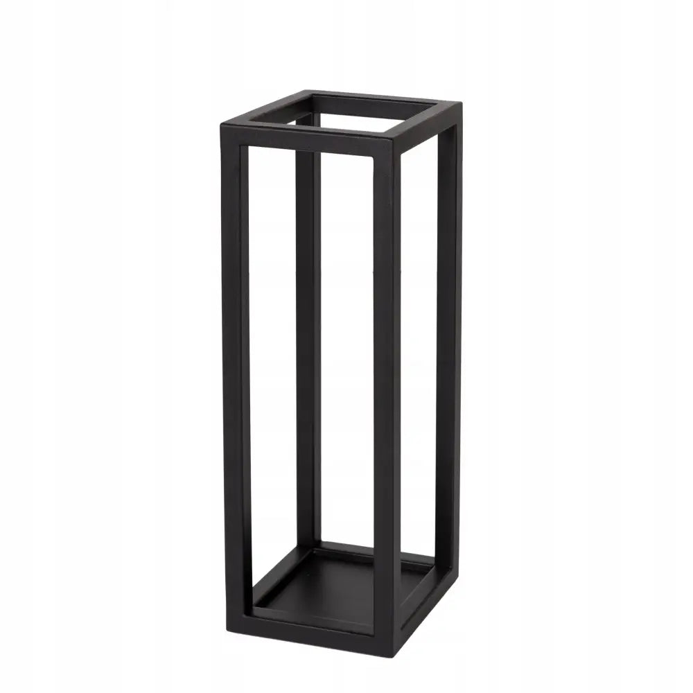 Paraplystativ kurv i svart metall, skrå vinkel viser åpen ramme og solid firkantet bunnplate.