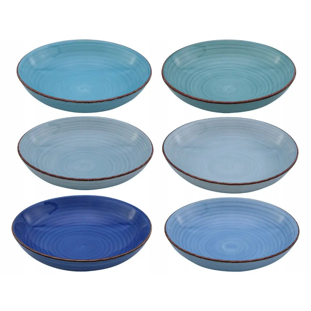 Pastatallerken salatskål i seks blå nyanser, keramikk med riller og mørke kanter, sett ovenfra.
