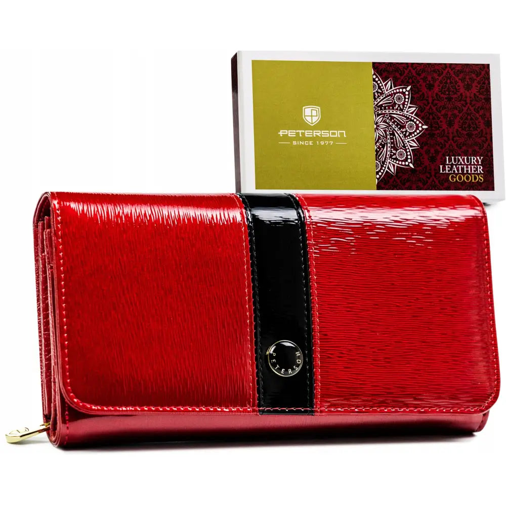 Peterson Romslig Horisontal Lommebok i Skinn for Damer