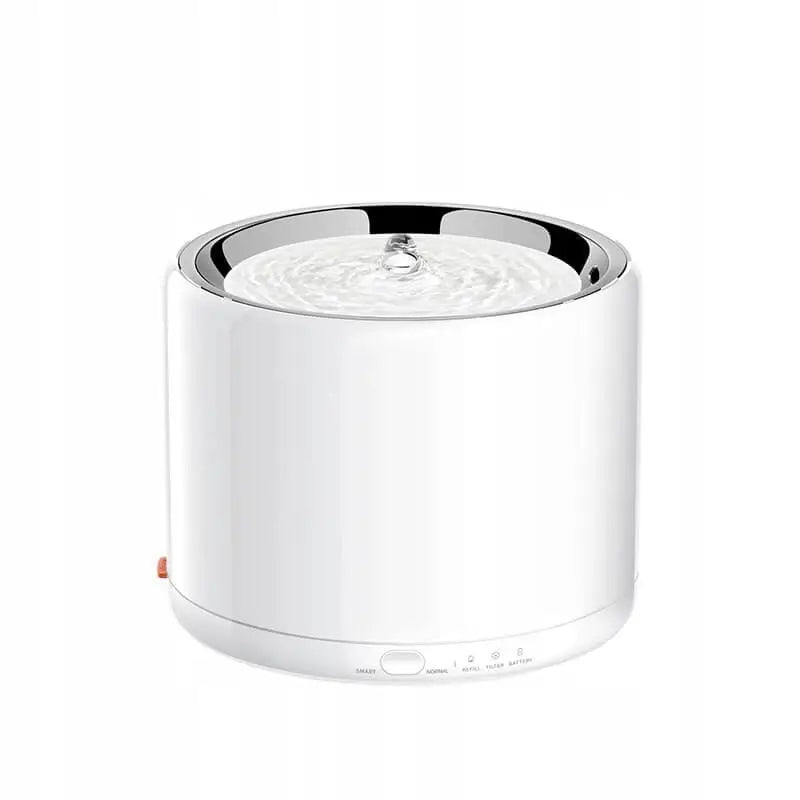 Petkit Eversweet 3 drikkefontene i hvit plast, skrå forfra med synlig panel og sirkulerende vann i midten.