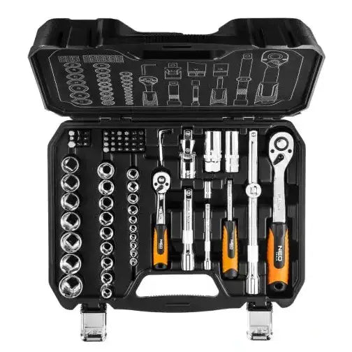Pipenøkkelsett NEO, åpen plastkoffert sett ovenfra med 73 deler og oransje detaljer på håndtakene.