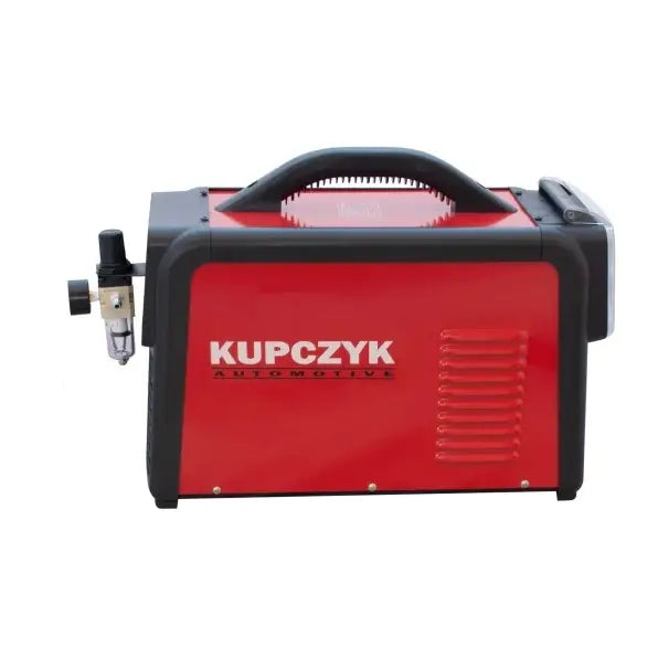 Plasmaskjærer med rød og svart finish, sidevisning som fremhever bærehåndtak og montert filterkomponent.