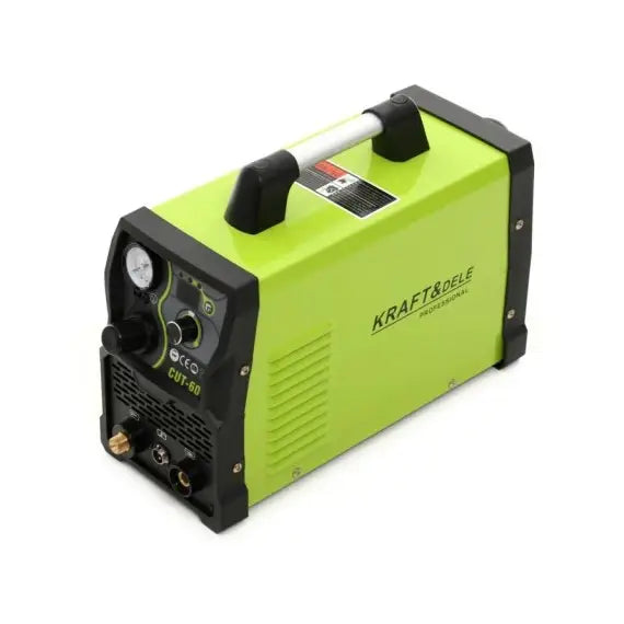 Plasmaskjærer Plasma 60A, grønn og svart maskin med display, bærehåndtak og synlig ventil i metall.