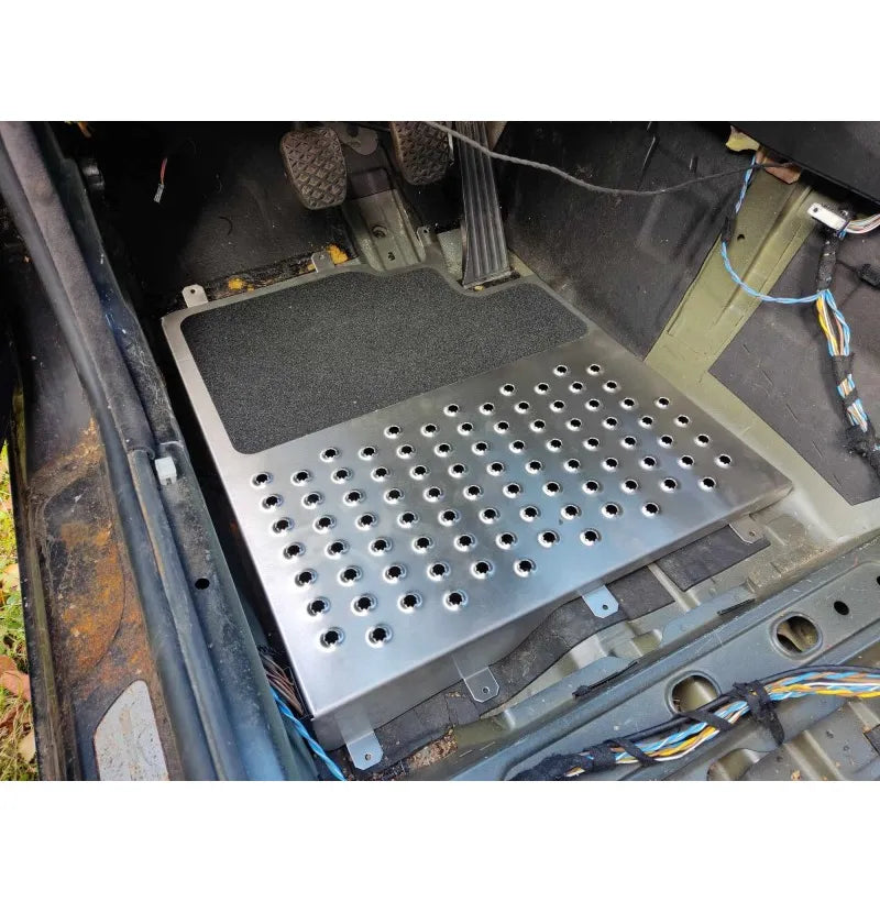 CNC-kuttet flat gulvplate for BMW 3-serie og 1-serie til motorsportbruk
