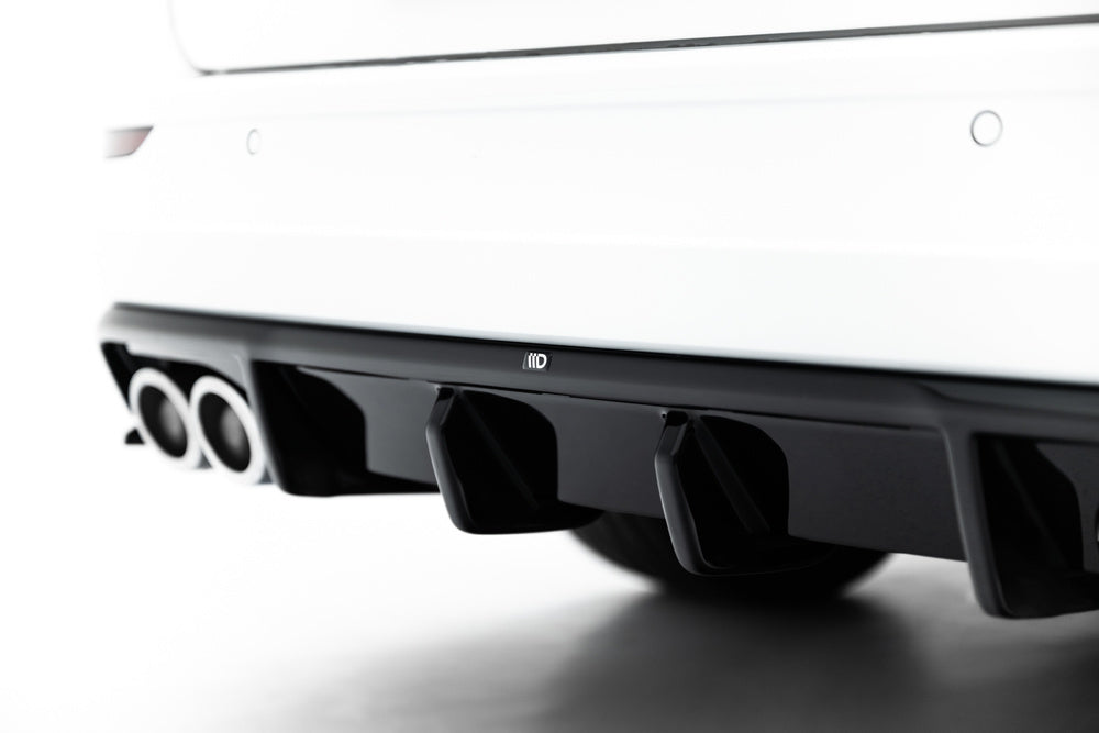 Volkswagen Golf R Variant Mk8 Facelift bakdiffusor