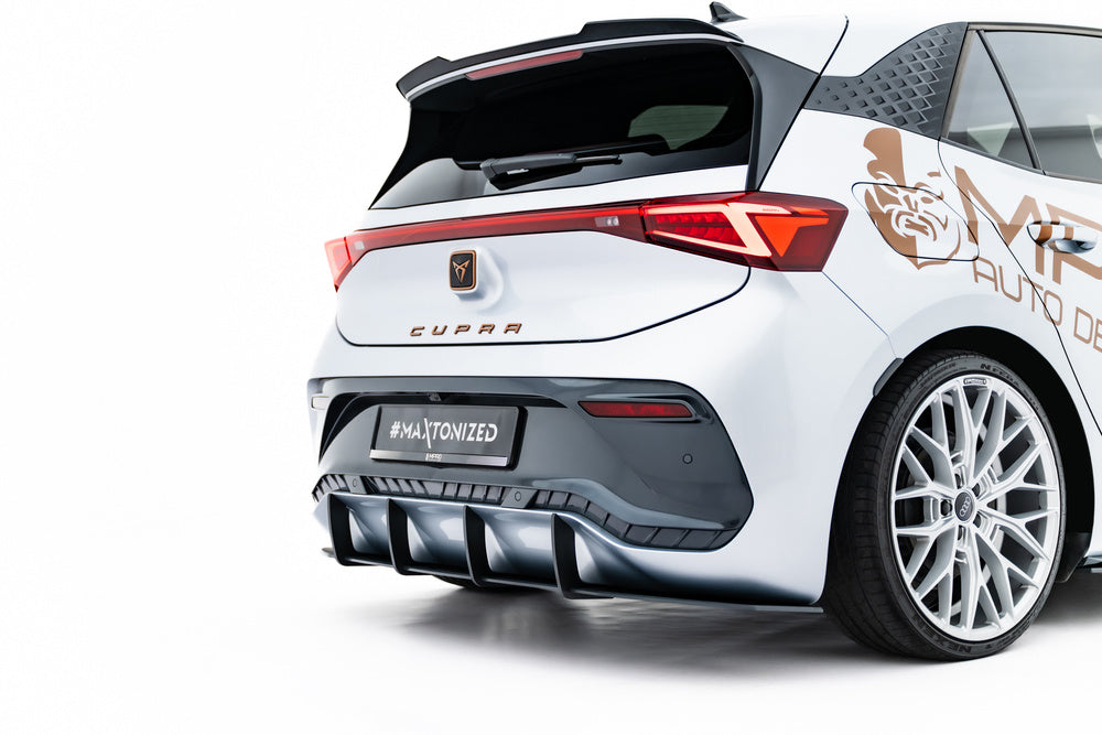Cupra Born Mk1 bakdiffusor Street Pro