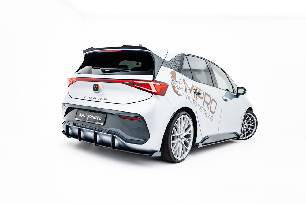 Cupra Born Mk1 bakdiffusor Street Pro + flaps