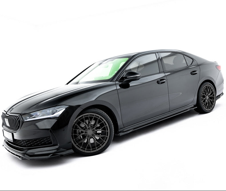 Skoda Superb Sportline Mk4 splittersett V1