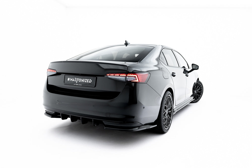 Skoda Superb Sportline Mk4 splittersett V2