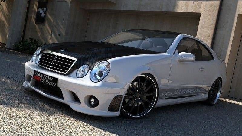 Bodykit til Mercedes CLK W208 vist forfra med frontstøtfanger i glassfiber