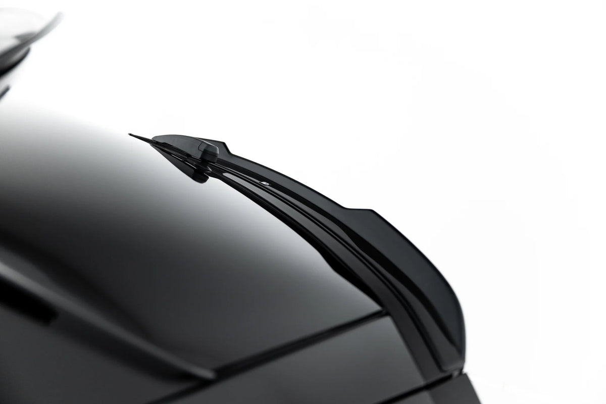 Undersiden av Spoiler Cap med 3M-tape til Alfa Romeo Junior Mk1