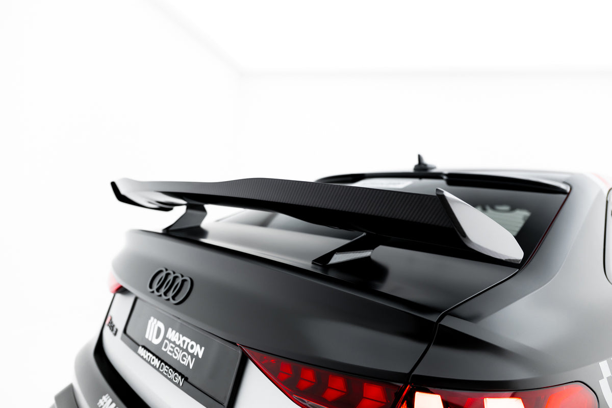 Hekkspoiler til Audi A3 Sedan 8Y Facelift med karbon endestykker