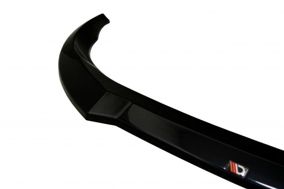 Frontspoiler for Fiat Stilo montert under støtfanger sett ovenfra