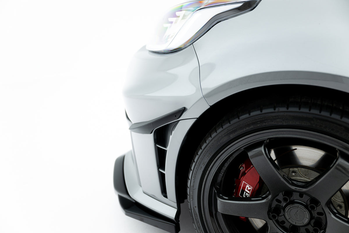 Frontsplittere (canards) til Toyota GR Yaris Mk4 Facelift på venstre side