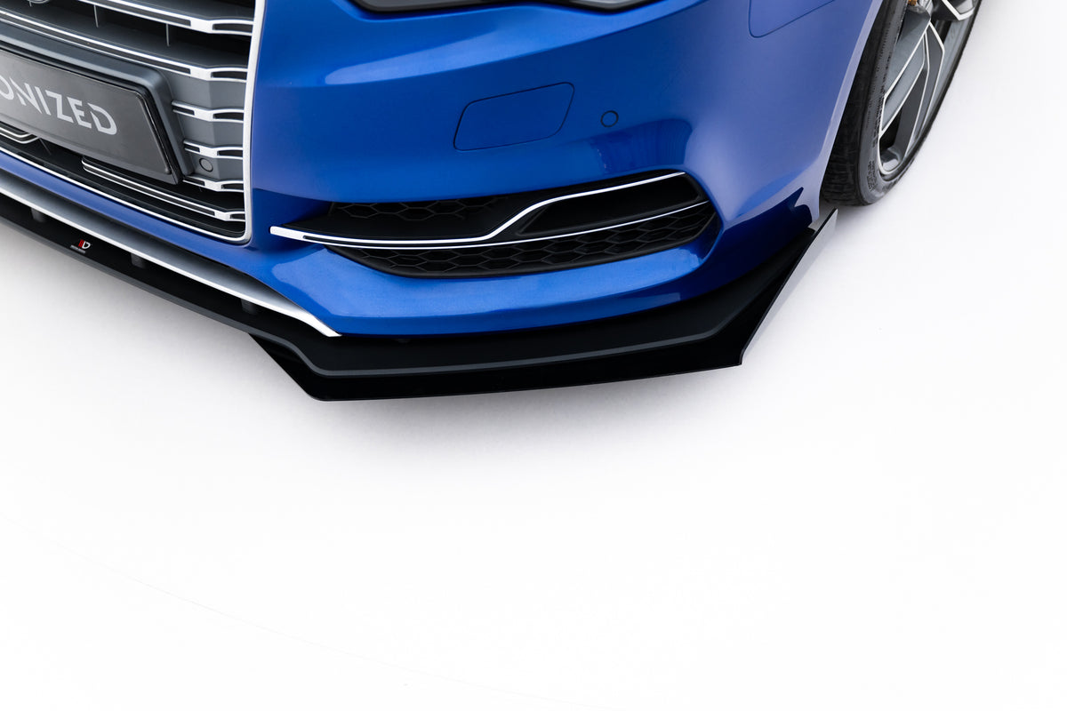 Frontfanger canards til Audi S3 8V i blank svart finish, sett forfra