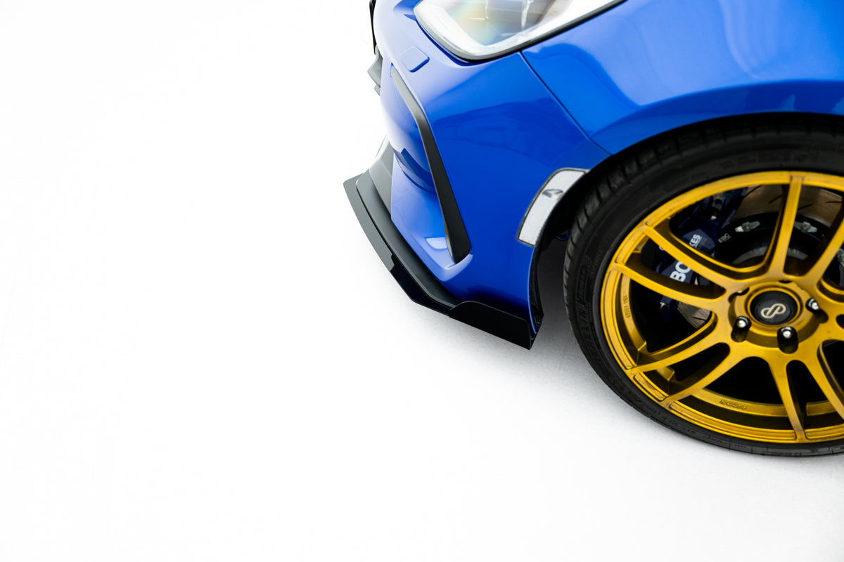 Street Pro canards for Subaru BRZ Mk2 i nærbilde av CNC-frest overflate