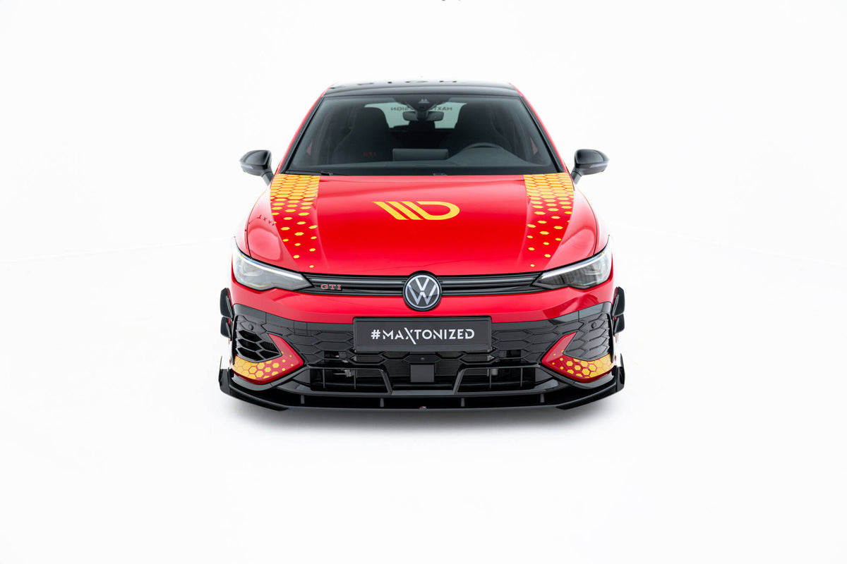 Canards til frontfanger for VW Golf 8 GTI Clubsport / GTI Facelift sett skrått forfra