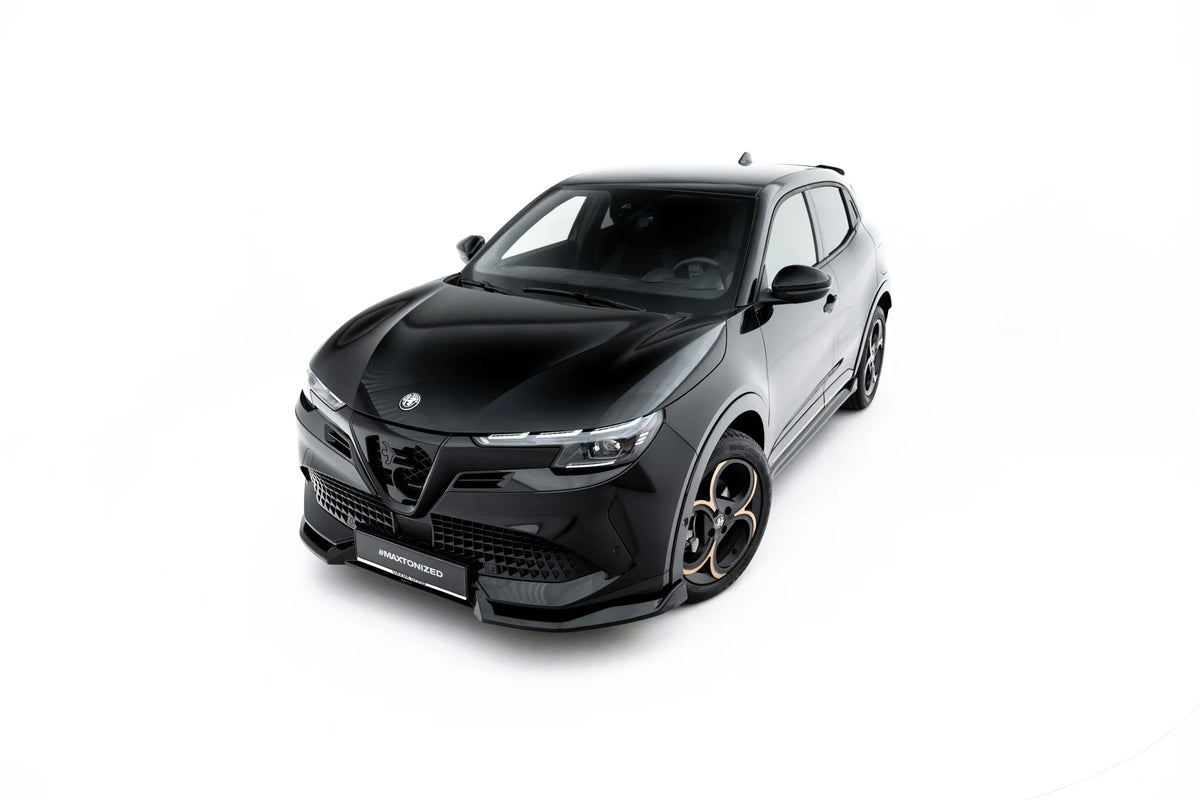 Frontsplitter Alfa Romeo Junior Mk1 sett forfra i Gloss Black