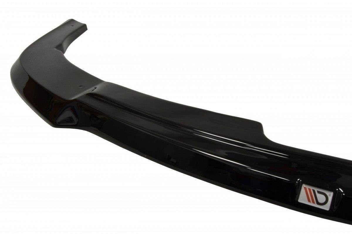 Spoiler til Subaru Impreza WRX Sti Hawkeye, sort plast med blank finish og logo i rødt og hvitt.