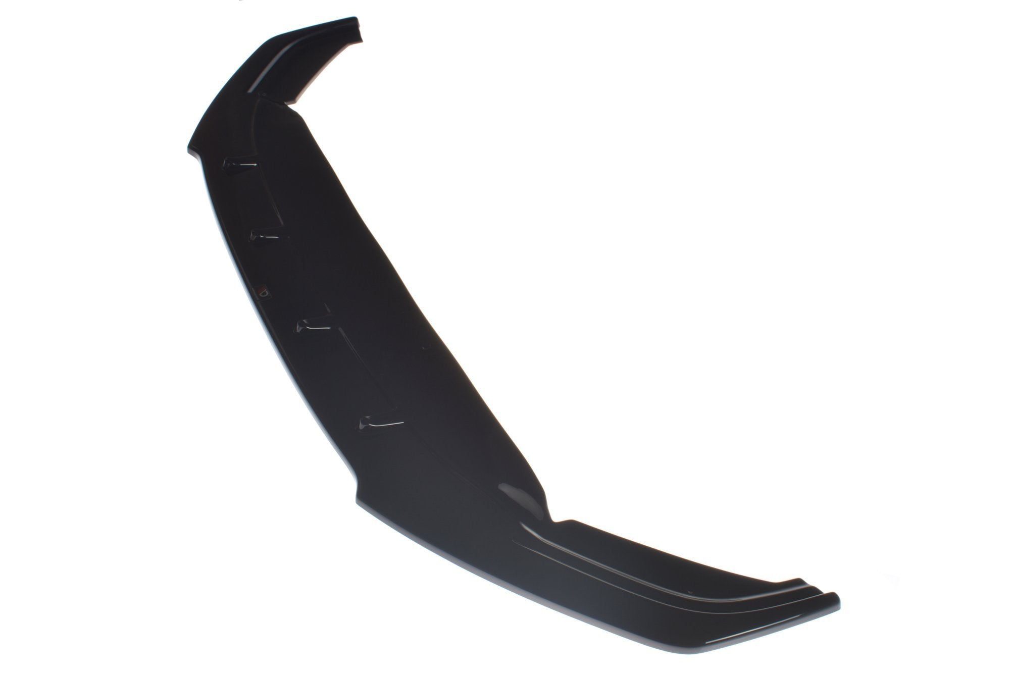 Front lip VW Passat R-Line B8 V.1 svart spoiler med festepunkter sett skrått ovenfra på hvit bakgrunn.