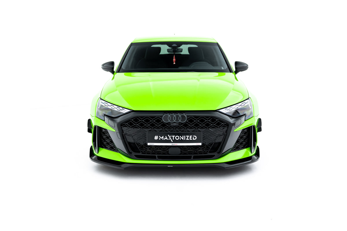 Frontsplitter til Audi RS3 8Y Facelift montert på fronten