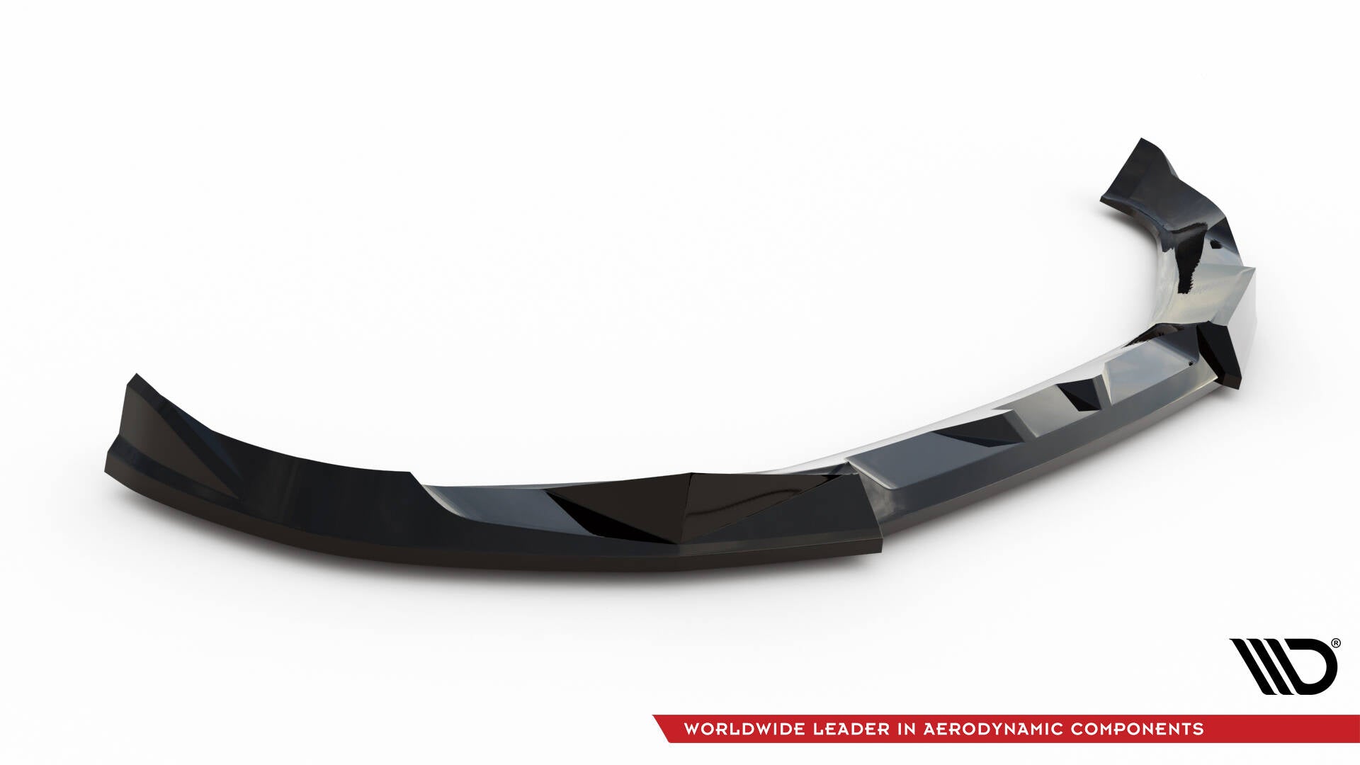 Front splitter til BMW G09 Xm V.2 i sort, blank plast med aerodynamiske detaljer, vist fra skrå vinkel.