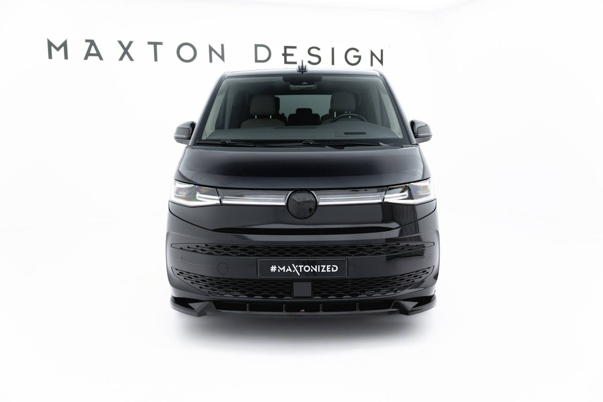 Nærbilde av frontsplitter til VW Multivan Long T7 i Gloss Black