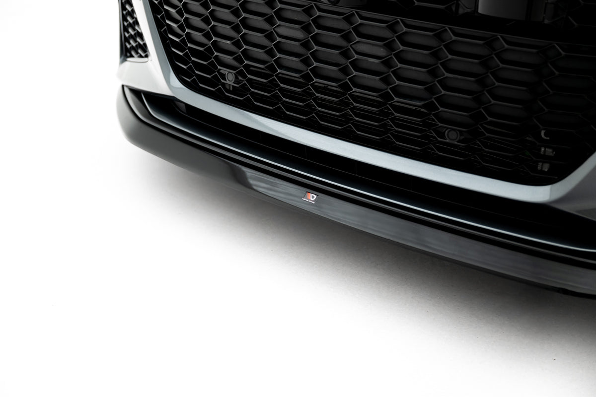 Frontsplitter V.3 montert foran på Audi RS6 C8