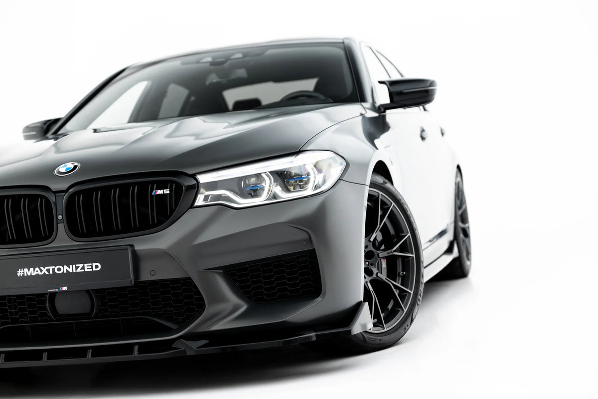 Frontsplitter til BMW M5 F90 sett skrått forfra