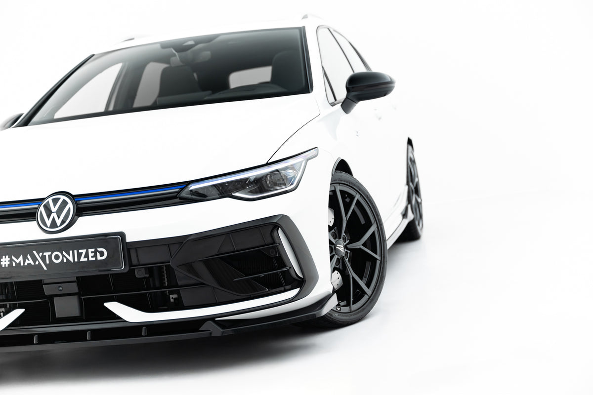 Nærbilde av frontsplitter i Gloss Black til Golf R Variant Mk8