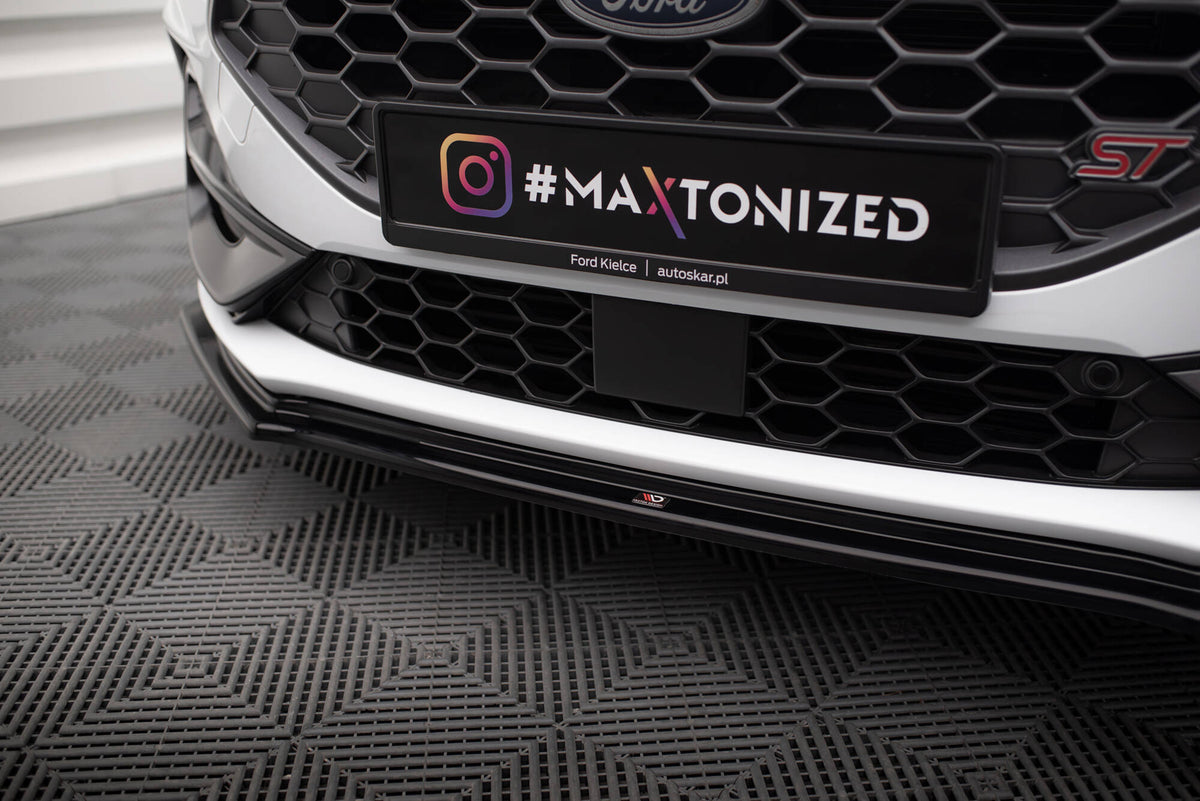 Blank sort frontsplitter V.5 til Ford Focus Mk4 Facelift Hatchback