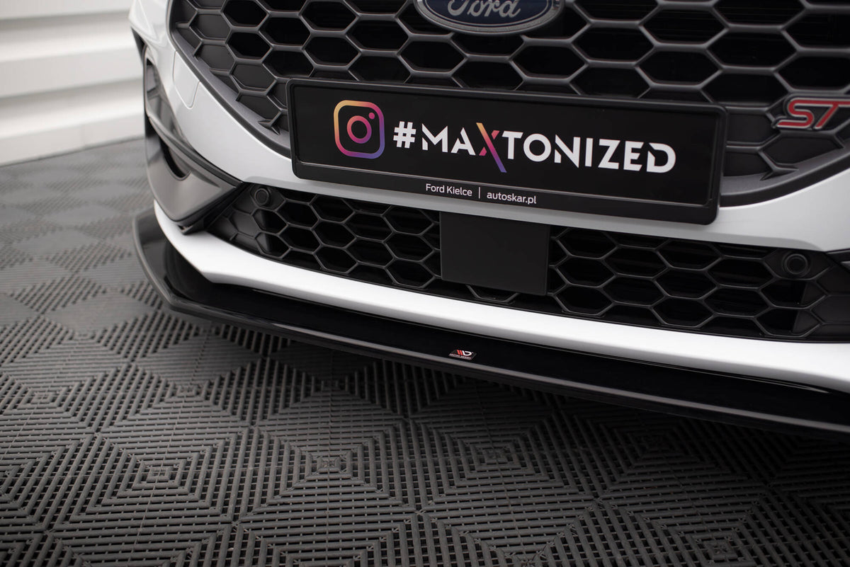 Blank sort frontsplitter til Ford Focus ST Hatchback Mk4 Facelift