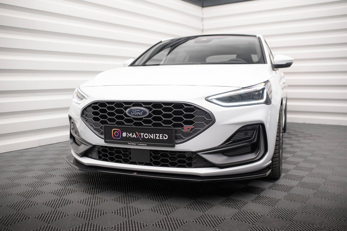 Frontsplitter Maxton Design til Ford Focus ST Mk4 Facelift i blank sort ABS