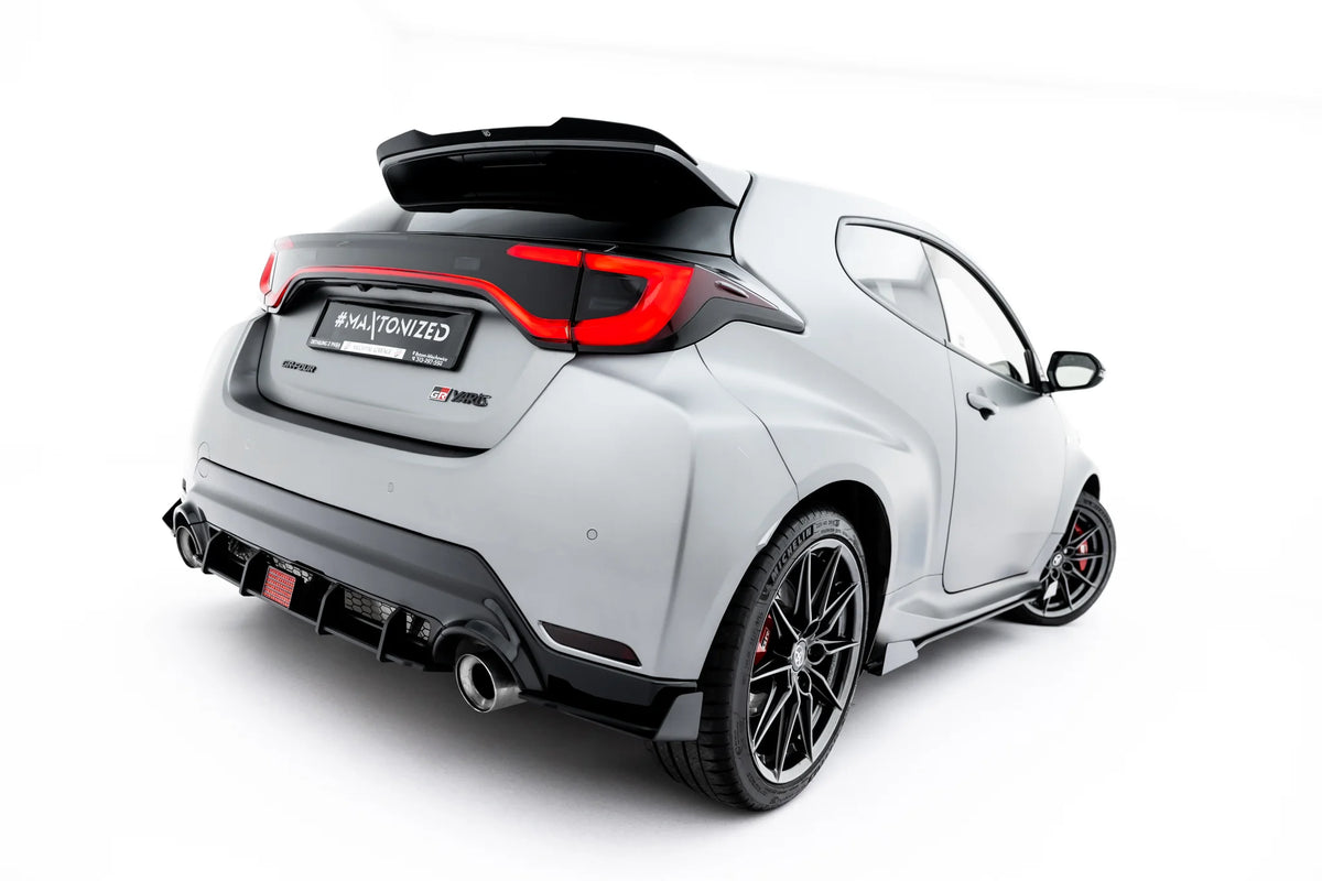 LED bremselys montert på diffuser til Toyota GR Yaris Mk4 Facelift
