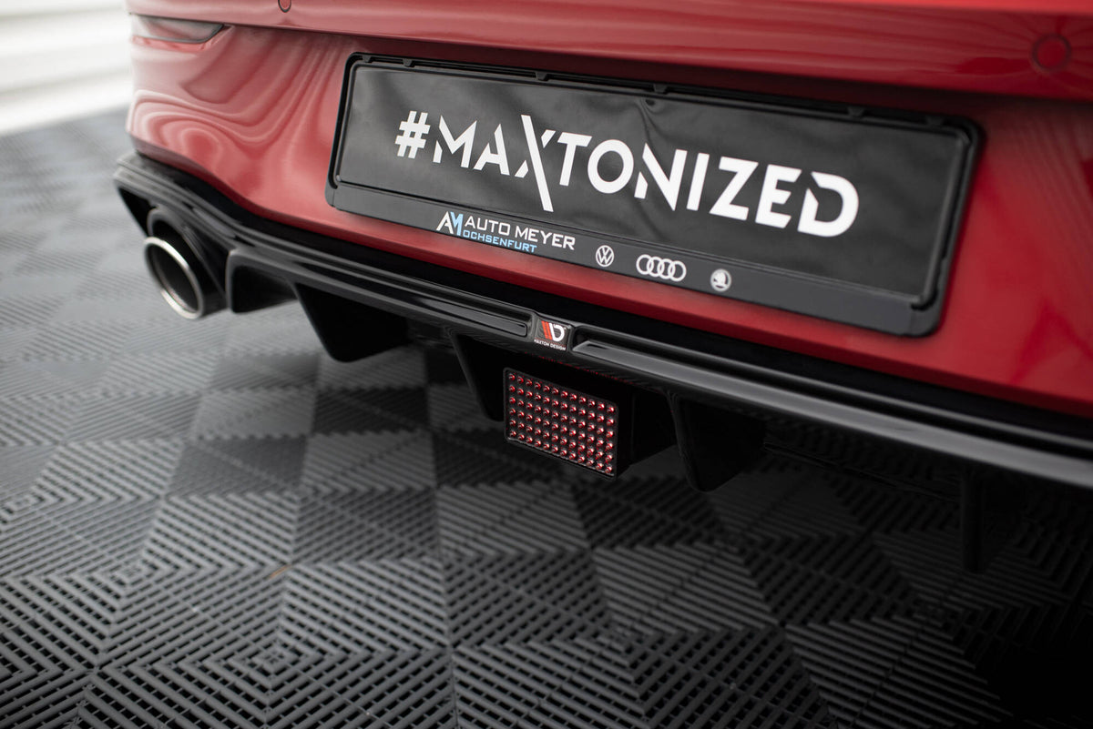 LED bremselys til VW Golf GTI GTE R-Line Mk8 Maxton Design