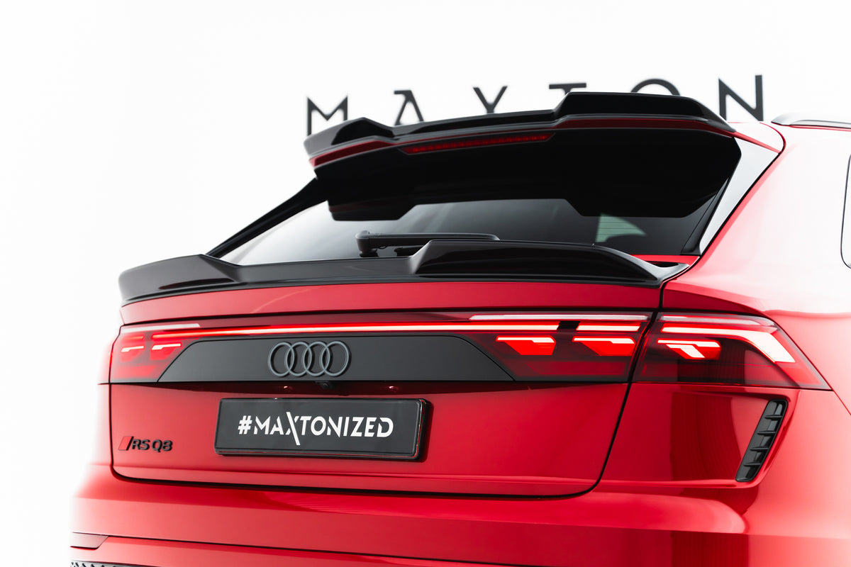 Nedre spoiler cap i blank sort ABS til Audi RSQ8 Mk1 Facelift sett bakfra