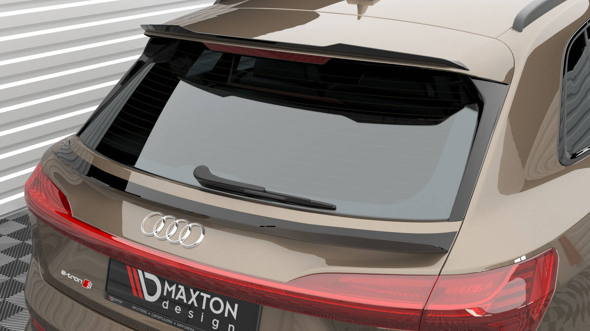 Spoiler cap til Audi e-Tron fra Maxton Design, sett bakfra i strukturert svart finish