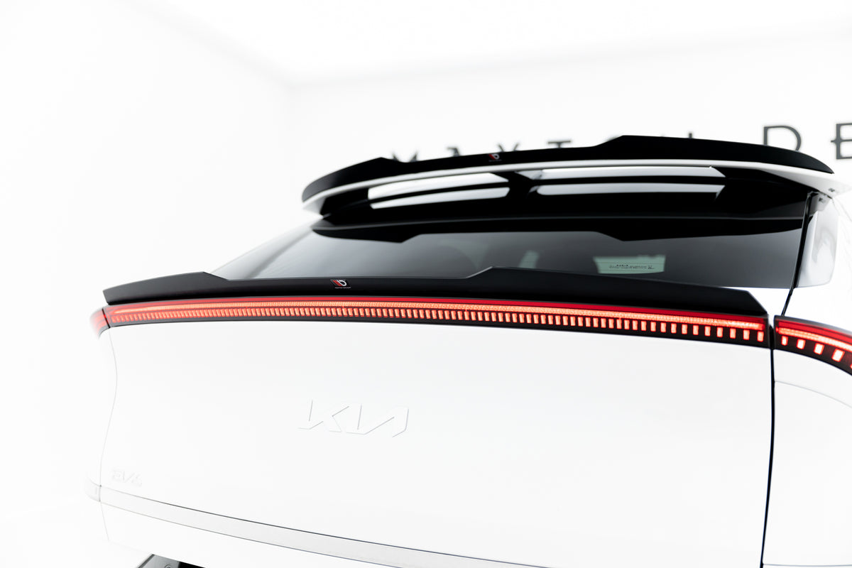 Nedre spoiler cap til Kia EV6 Mk1 i blank Gloss Black ABS-plast
